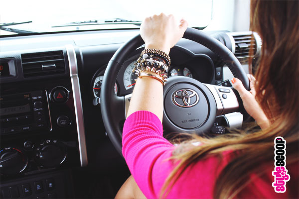 toyota-fj-cruiser-inside-driving-2