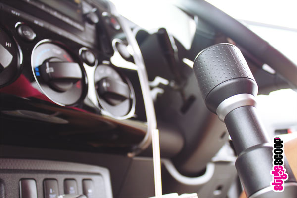 toyota-fj-cruiser-inside-gears