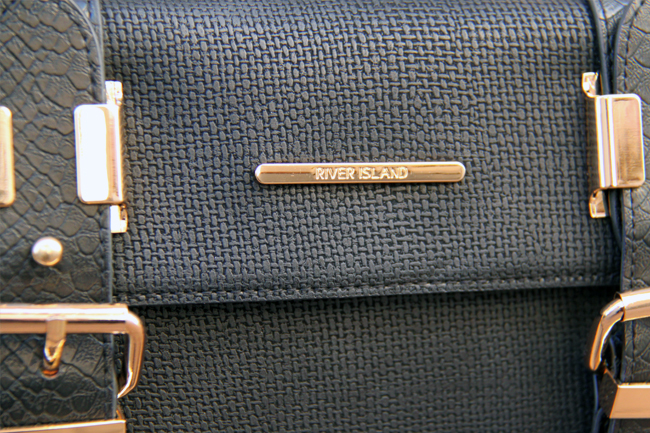 riverisland-cross-body-bag-detail