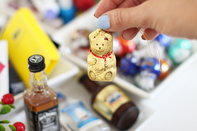 christmas-crackers-ideas-lindt-teddy