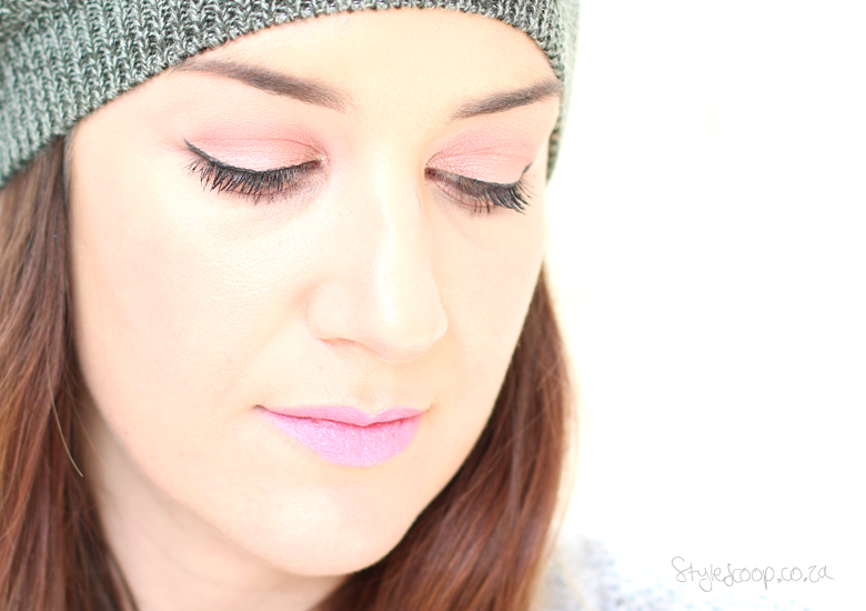 urban-decay-peachy-glowy-eyes-tutorial-stylescoop-beauty-blog-south-africa-closed-eyes-detail-2