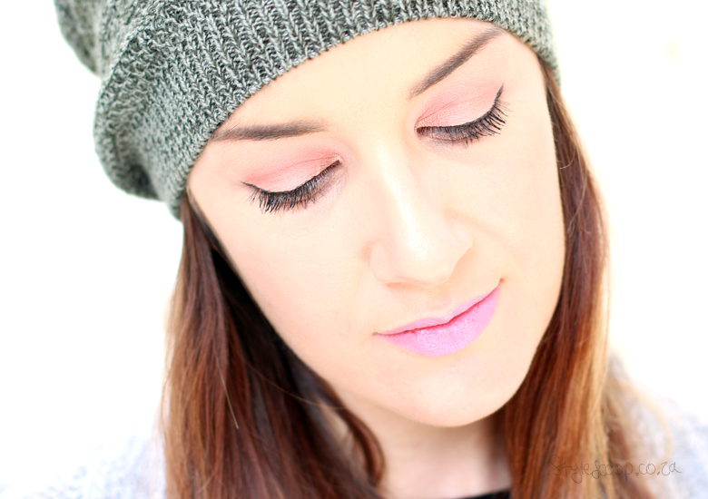 urban-decay-peachy-glowy-eyes-tutorial-stylescoop-beauty-blog-south-africa-closed-eyes-detail